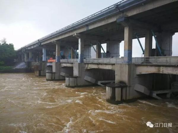 此刻的北街水闸。.webp.jpg 此刻的北街水闸。.webp.jpg